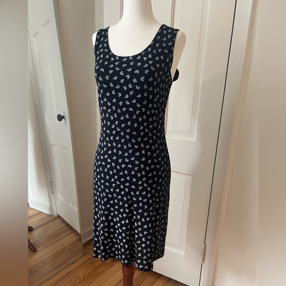 Sleeveless Navy Floral Scoop Neck Dress